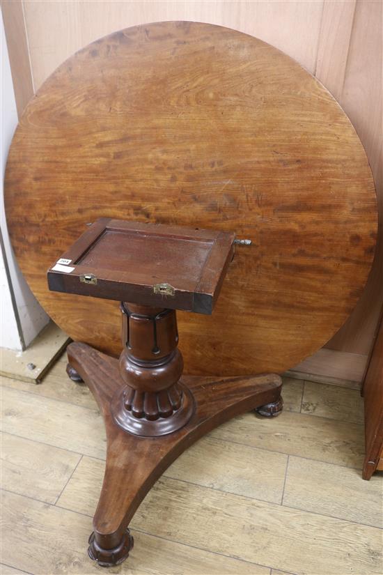A William V mahogany circular breakfast table, W.123cm
